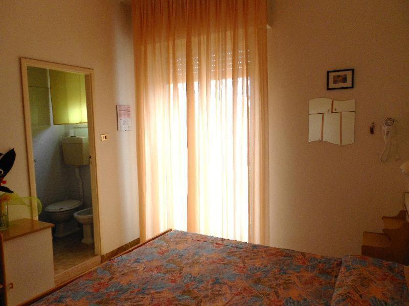 Hotel Vevey リミニ 部屋 写真