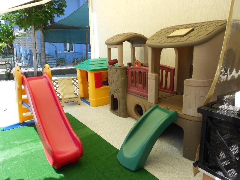 Hotel Vevey リミニ エクステリア 写真